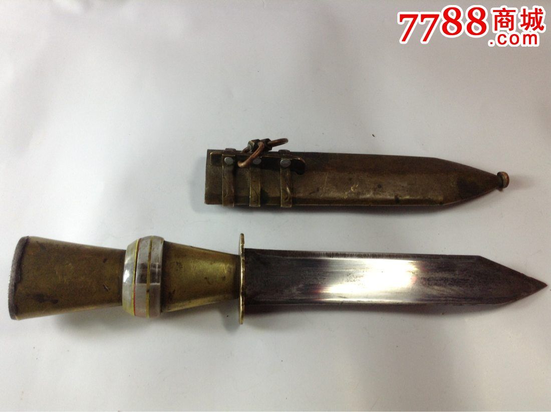 铜雕花蒙古剃,包老