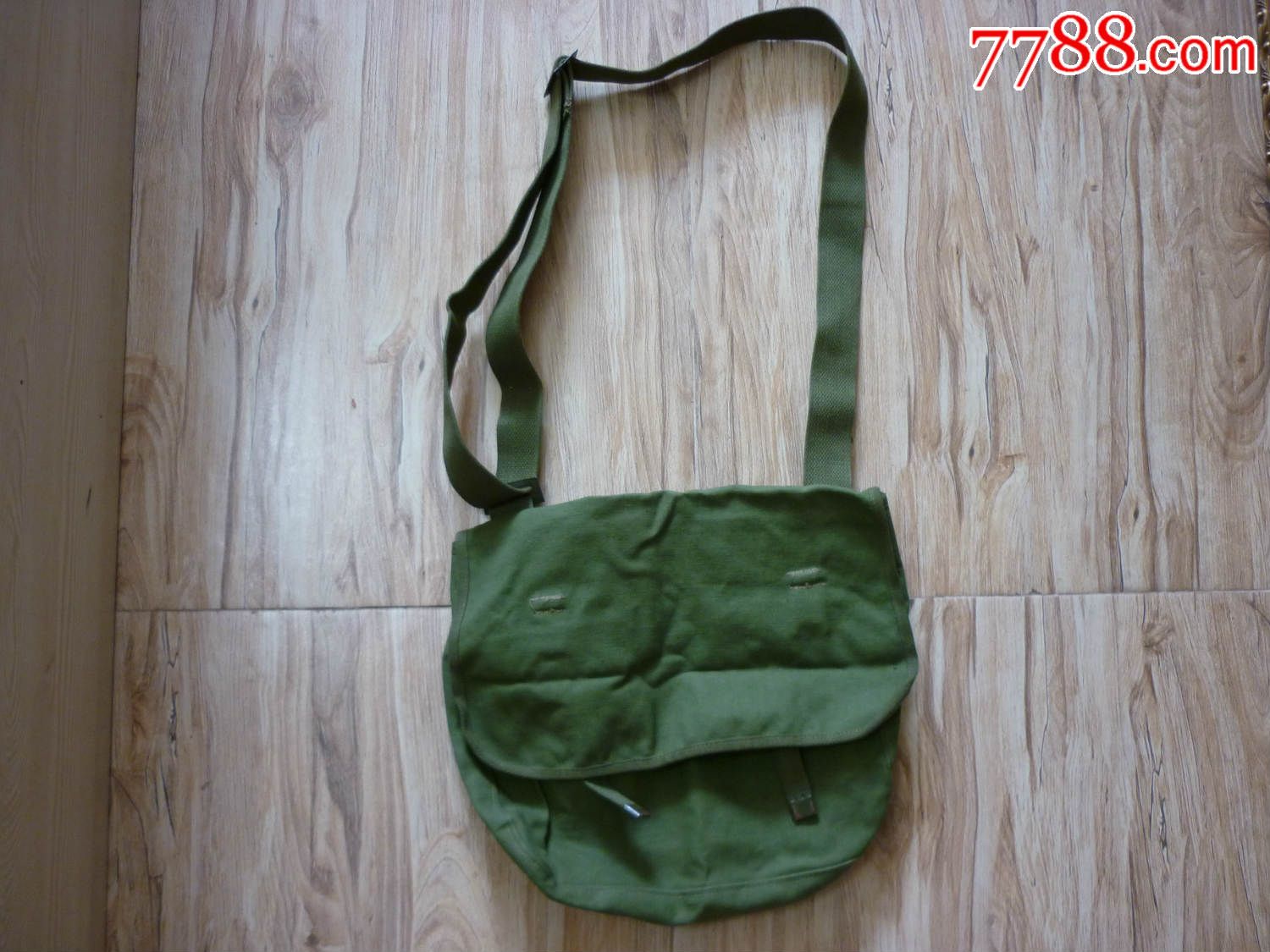 七十年代*用书包