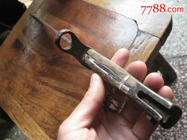 没钱放血出一把民国云南抗日少见美品铜柄