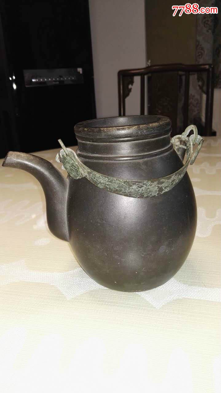 民国时期仿时大彬款黑泥提梁紫砂壶(保老)