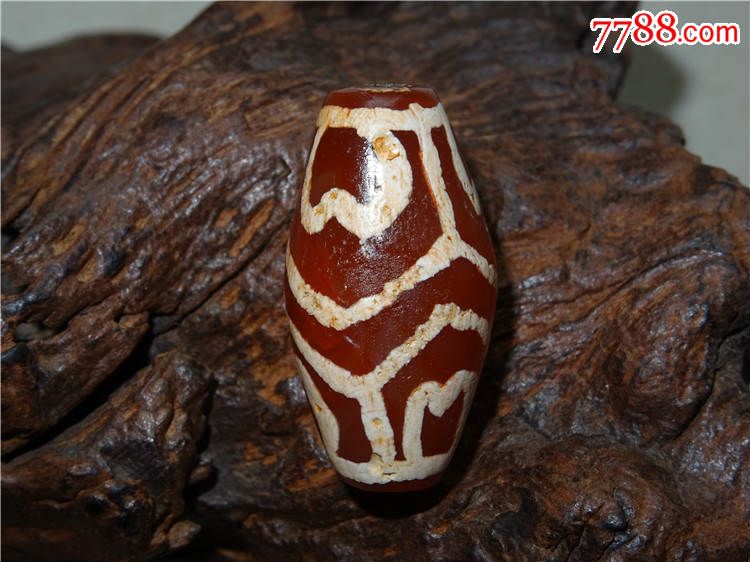 千年真品美索不达米亚镶蚀红玉髓莲花纹珠《m2》