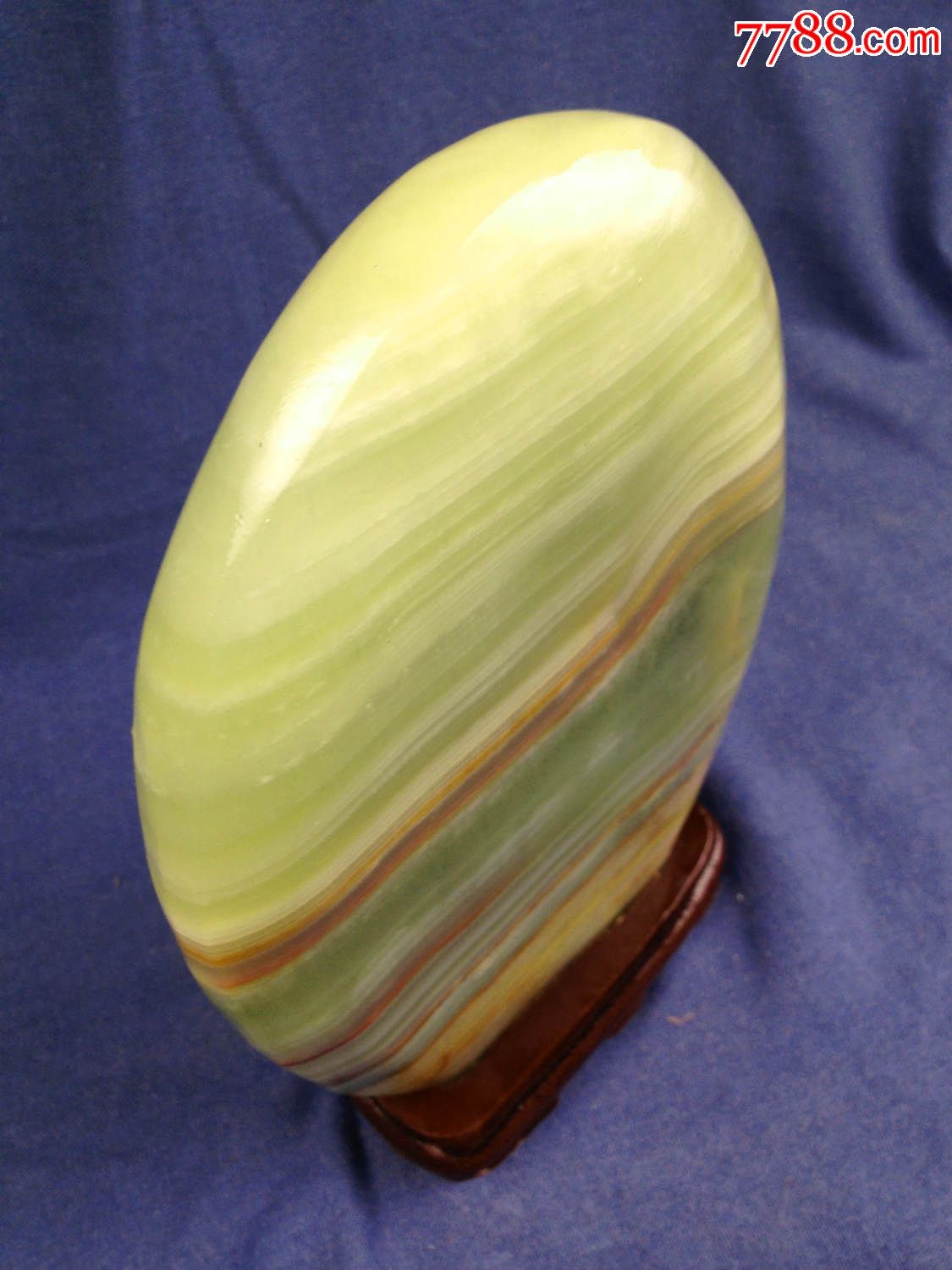 千层阿富汗玉摆件