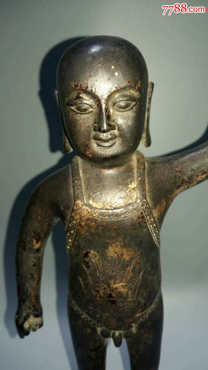 清代铜佛像特征图片