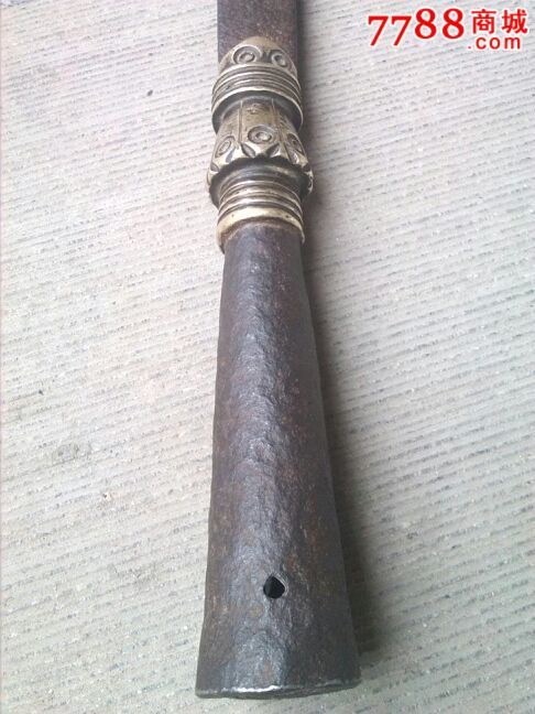罕见明代绝品大金钟长矛