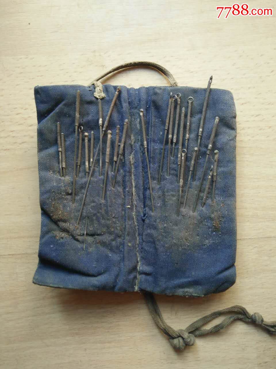 中医千年传承医学器具针灸学《纯银针23根原针灸包》古玩收藏