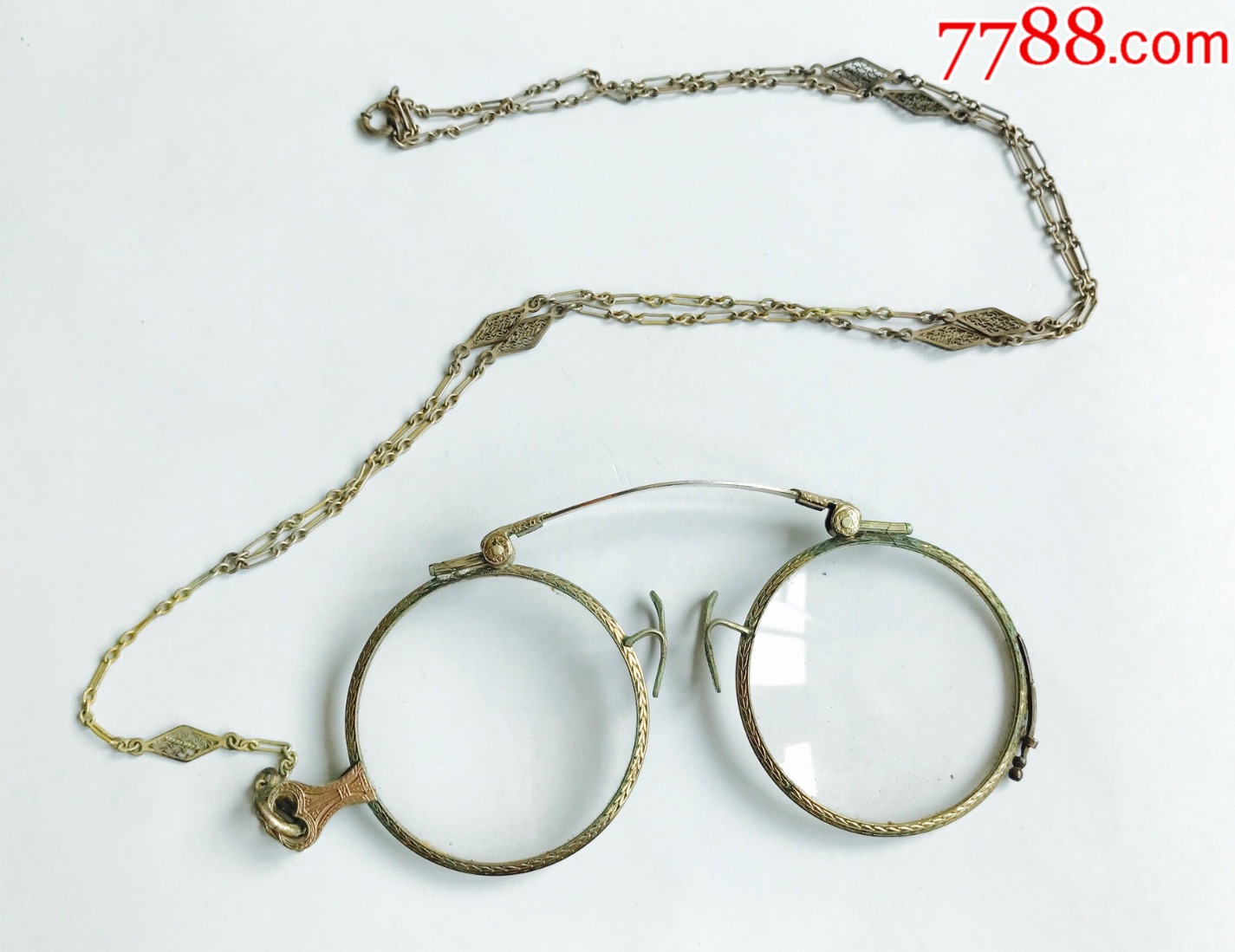 欧美古玩/美国古董夹鼻眼镜/带项链/民国时期/镜片直径3.9厘米